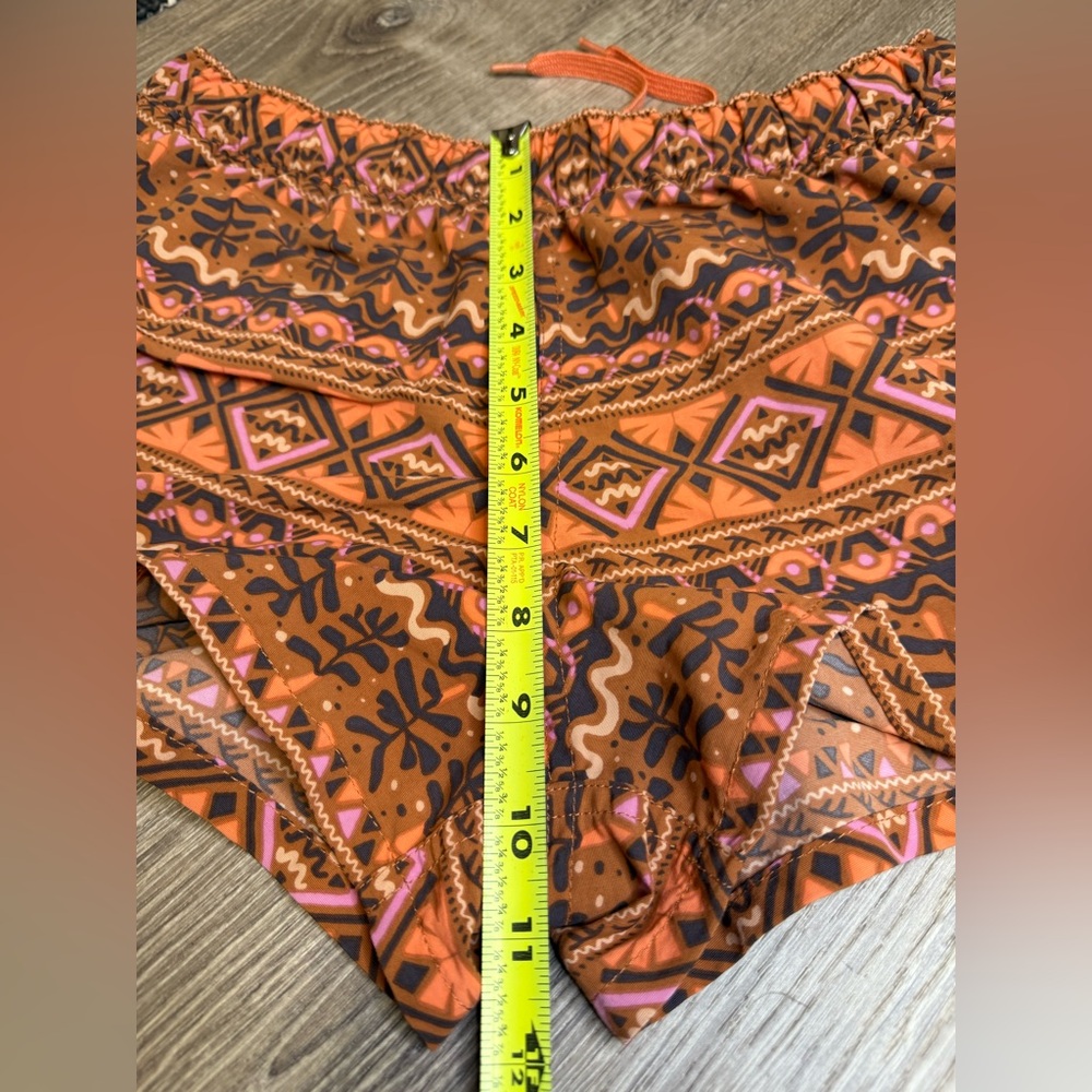 Patagonia Women's Barely Baggies, Mangrove Tiki: Henna Brown - 2.5" Small - Picture 7 of 8